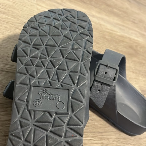 Slippers for women - Picture 2 of 2